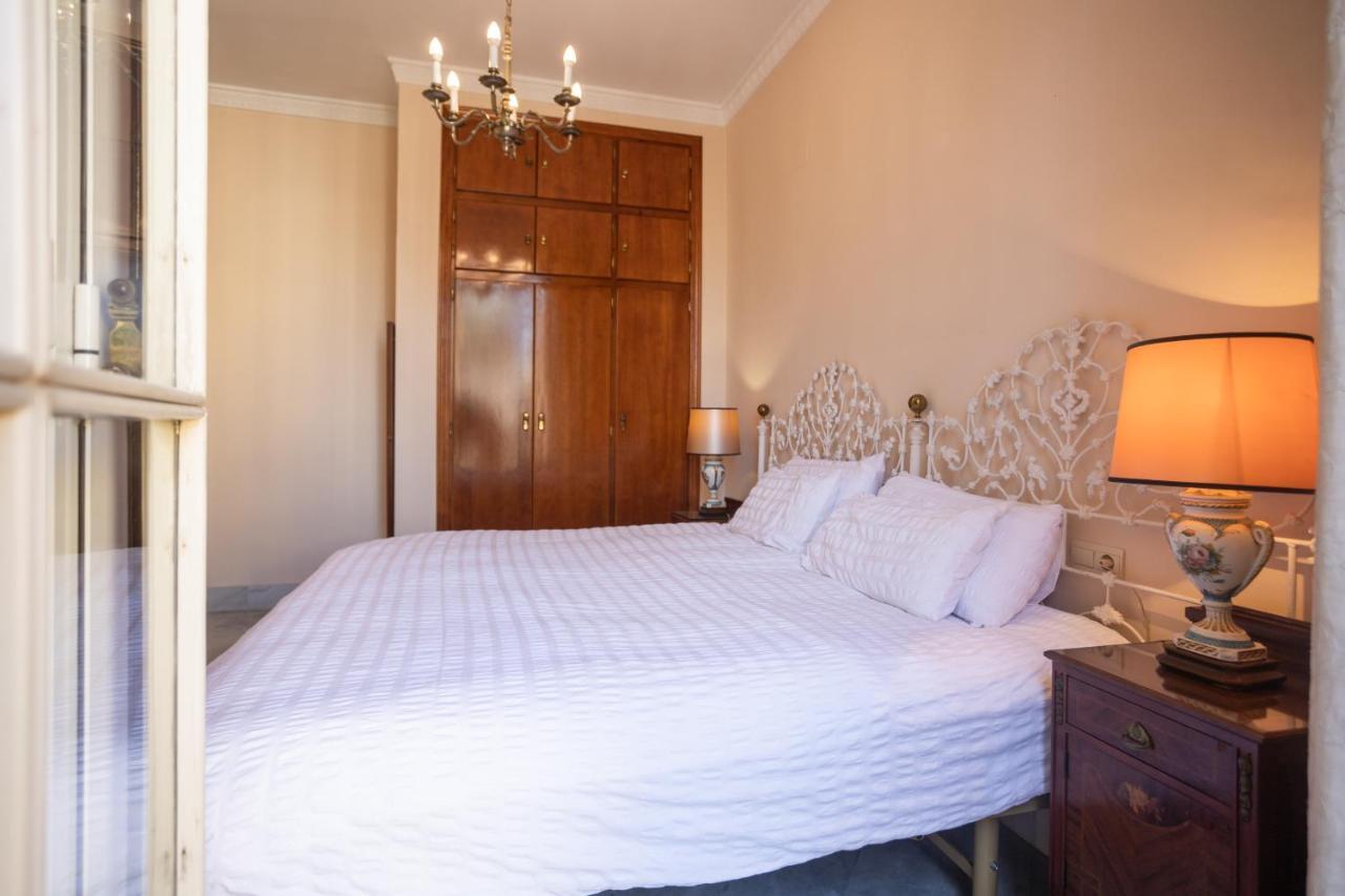 Constitucion Apartment Малага Екстериор снимка